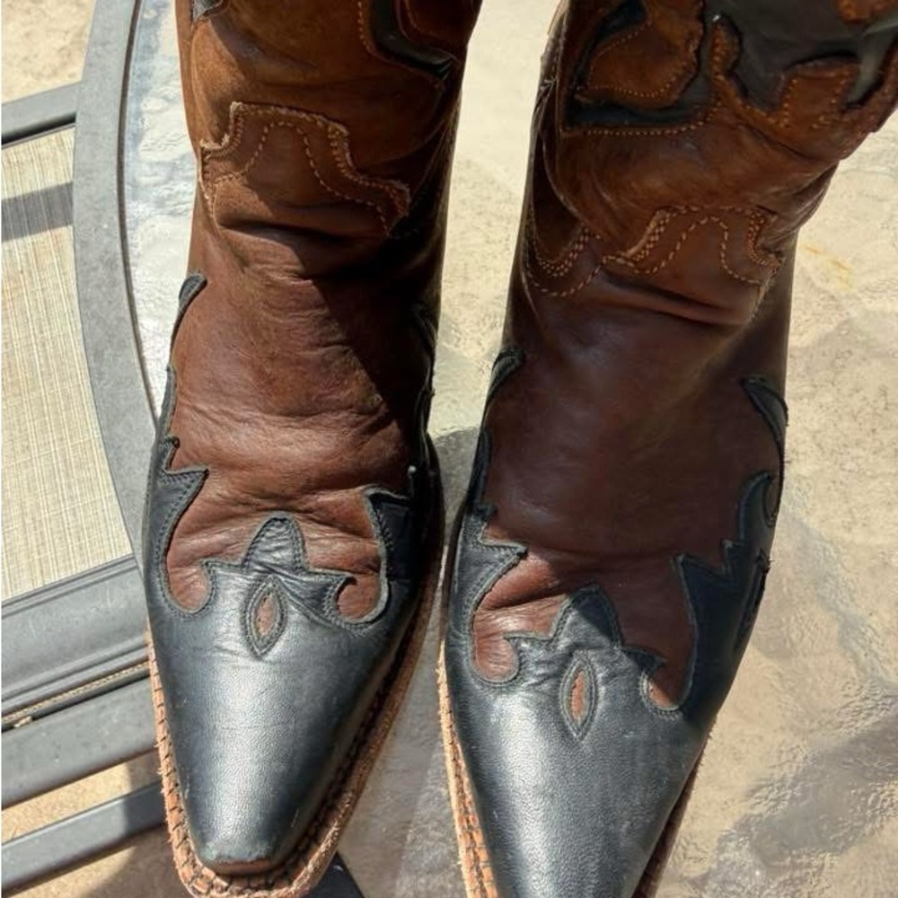 Corral Brown and Black Leather Western Cowboy Boots